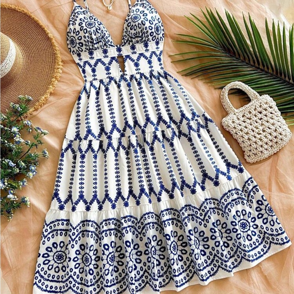 Blue and White Halter Midi Sundress for Resort Wear NWOT Size 8